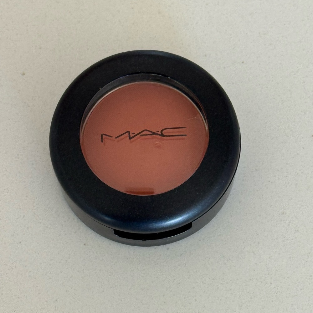 MAC Cosmetics Eyeshadow - Rule
